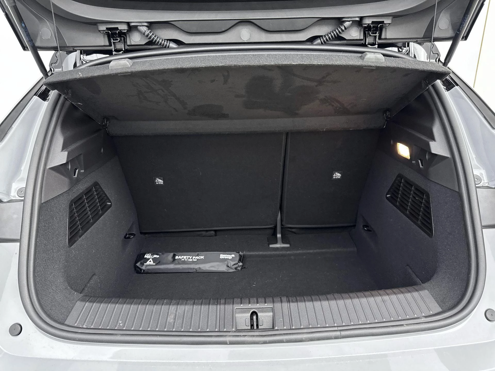 Renault Megane E-Tech 60 kWh 220Pk Comfort range Business Edition