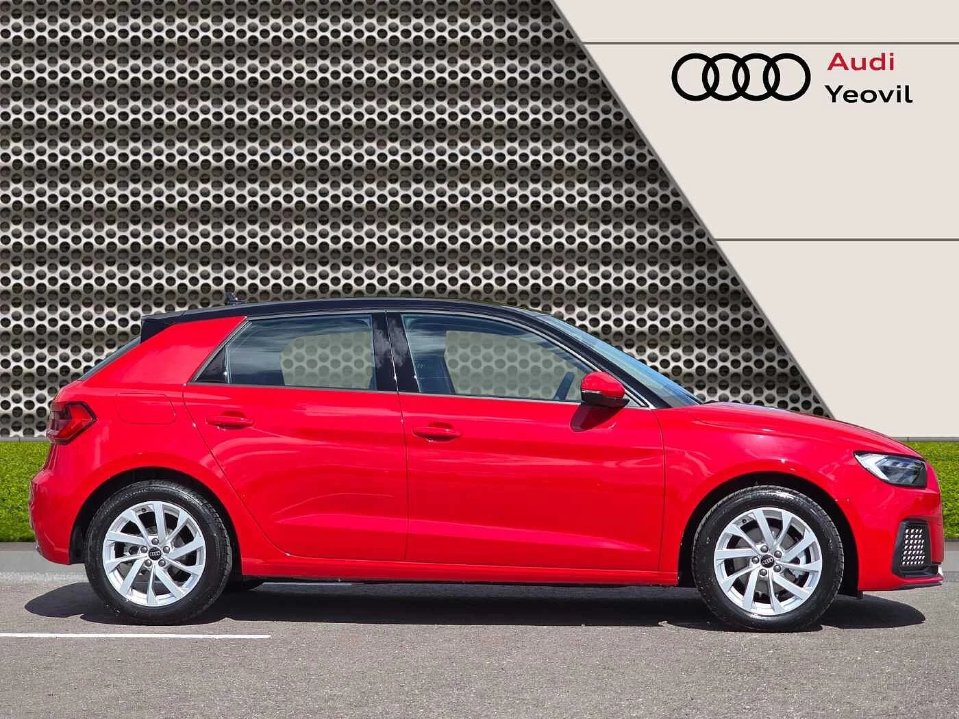 Audi-A1 Sportback-image-3