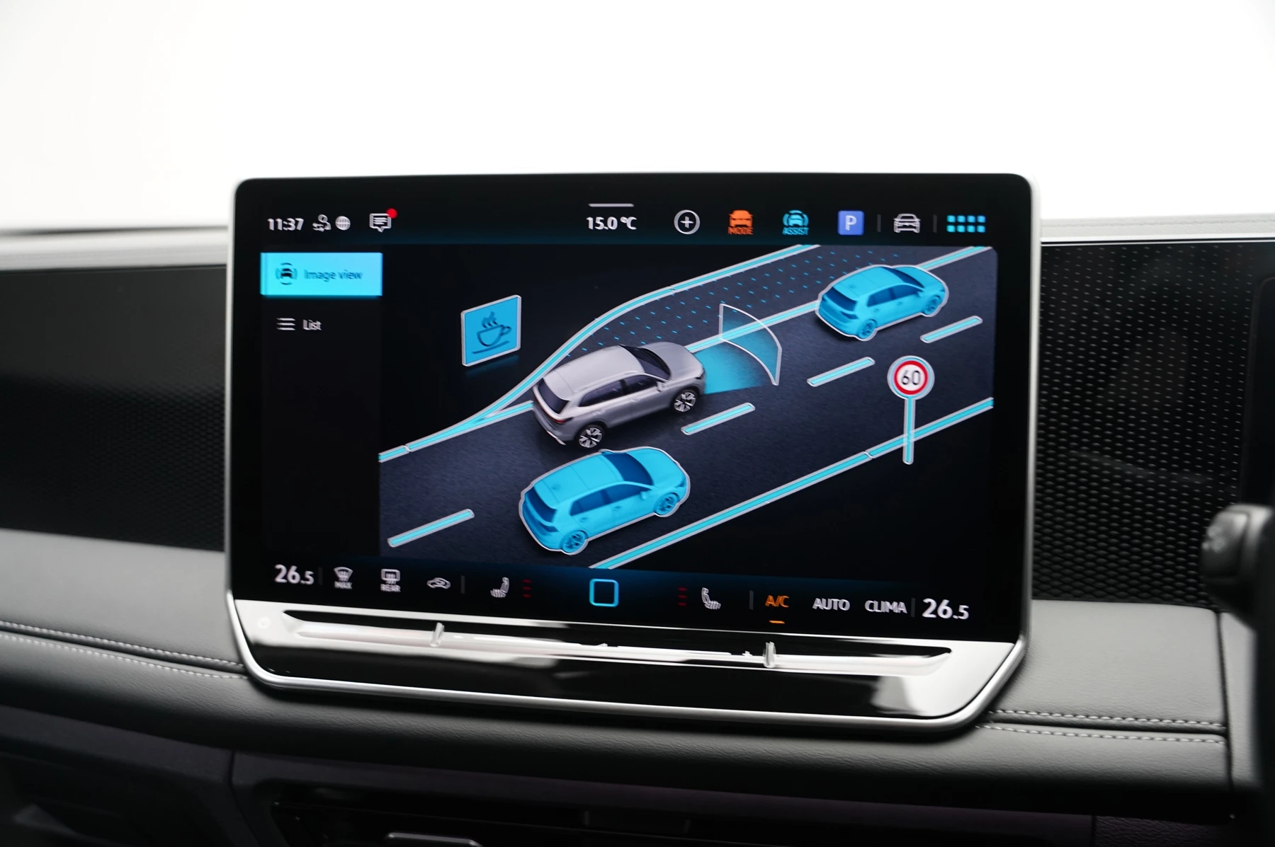 Volkswagen-Tiguan-image-25