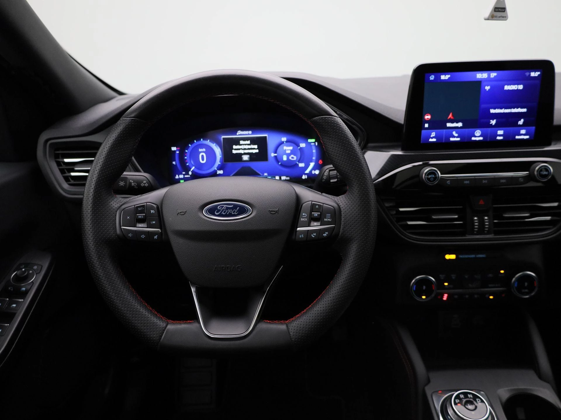 Ford-Kuga-image-6