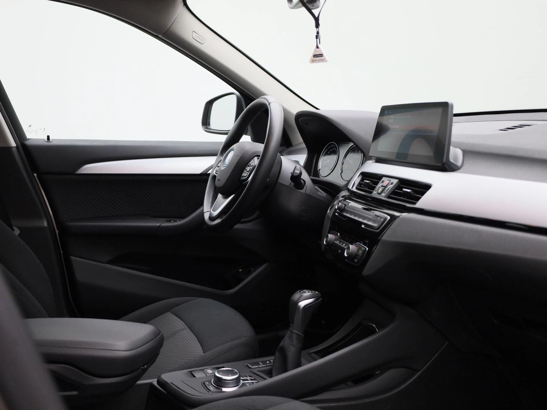 BMW-X1-image-29