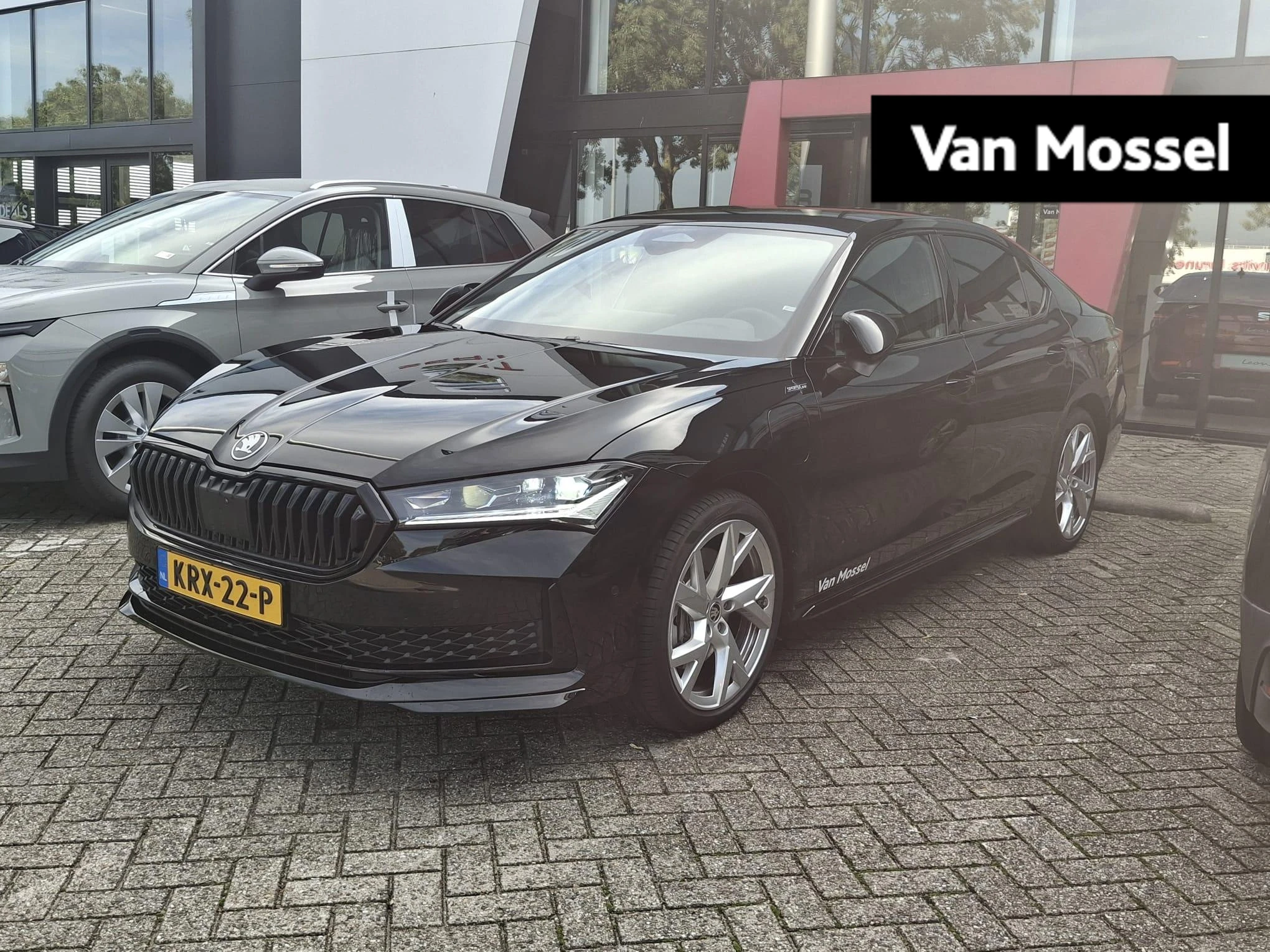 Škoda-Superb-image-0