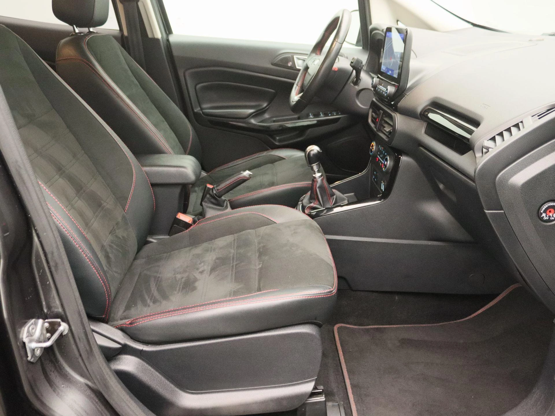 Ford-EcoSport-image-25