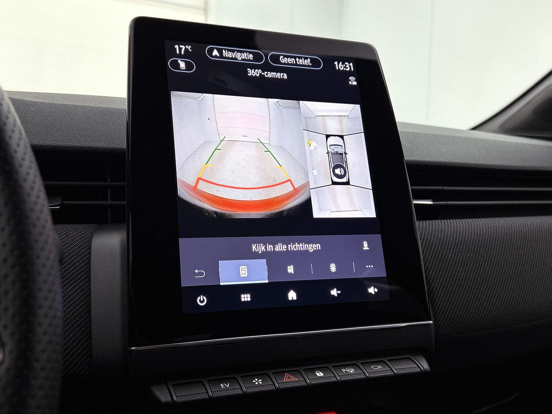 Renault-Clio-image-10