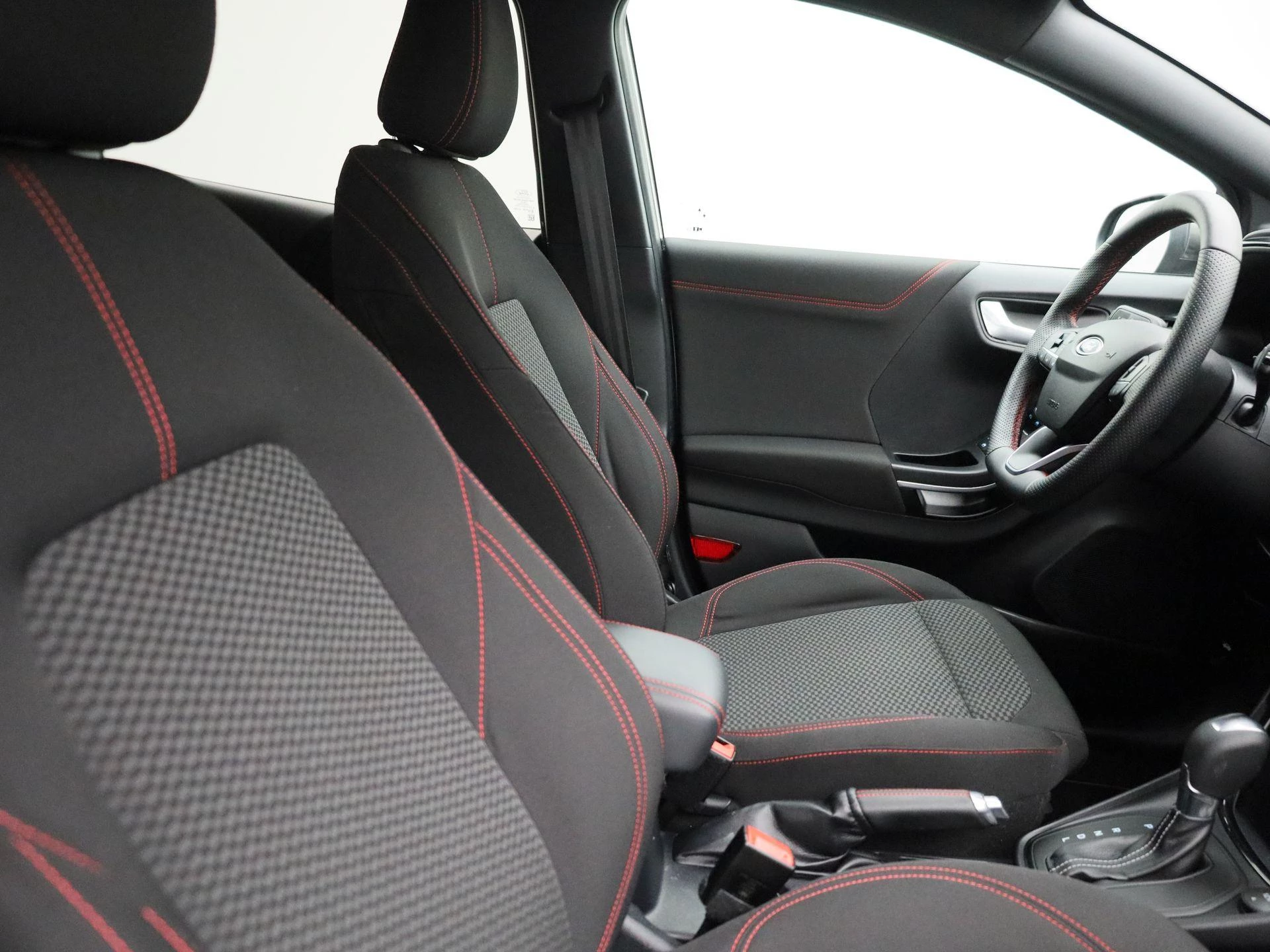 Ford-Puma-image-30