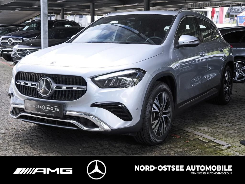 Mercedes-Benz GLA 200 d PROGRESSIVE AHK DISTRONIC LED MBUX Progressive