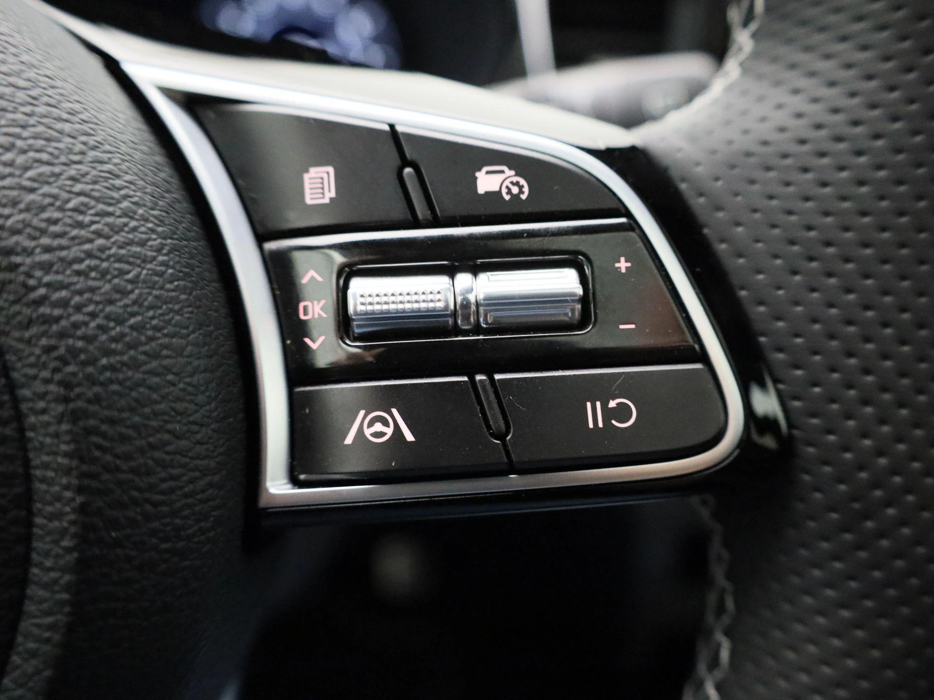 Kia Ceed - 16