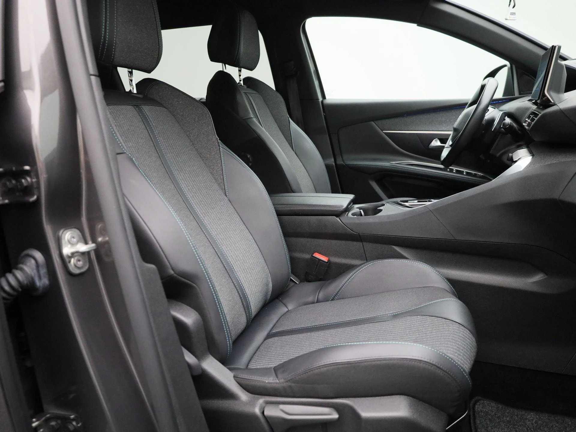 Peugeot-5008-image-37