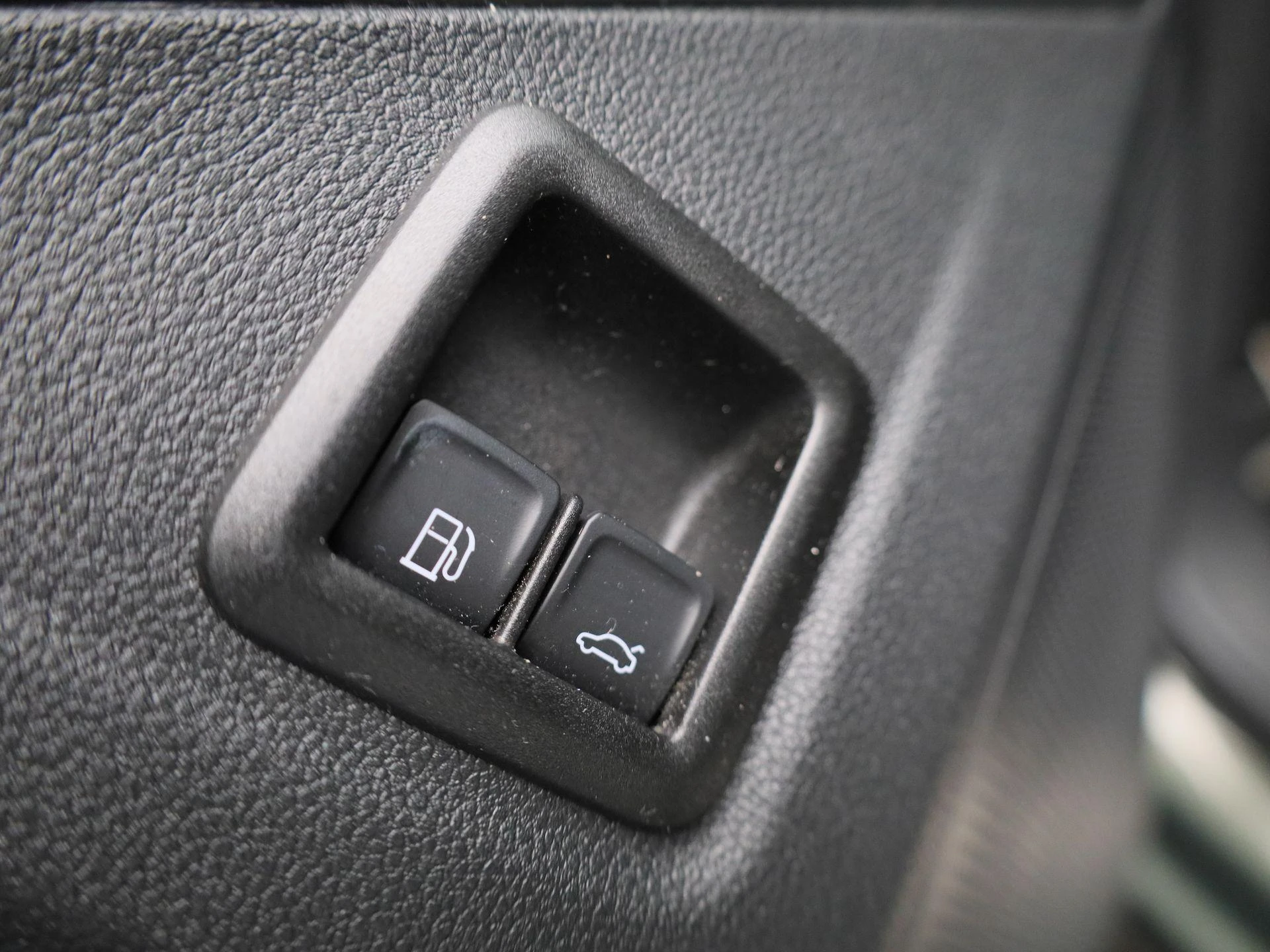 Volkswagen-Tiguan-image-38