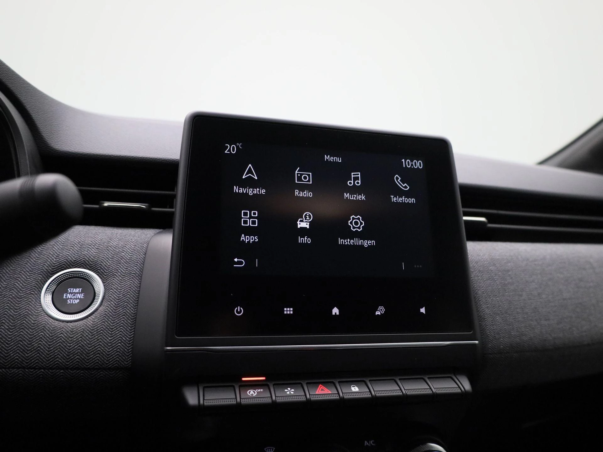 Renault-Clio-image-22