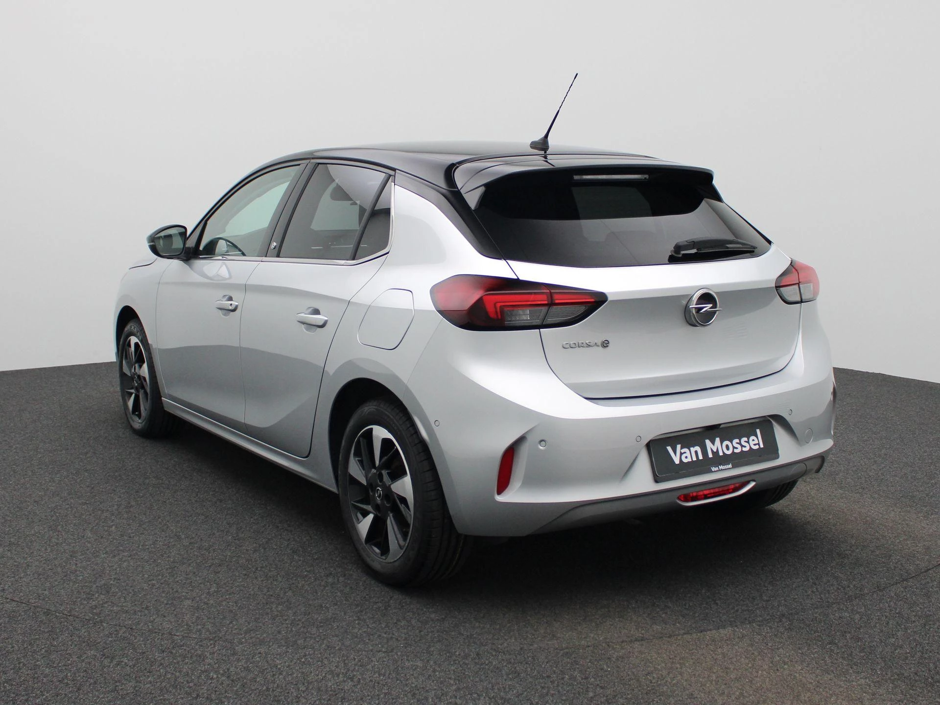 Opel-Corsa-e-image-1