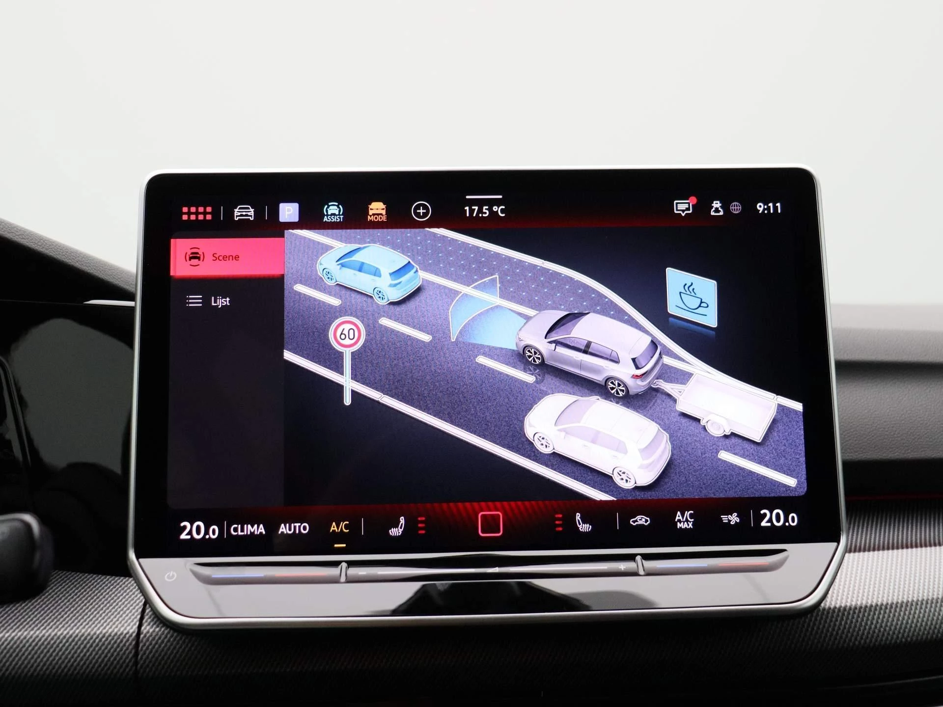 Volkswagen-Golf-image-31