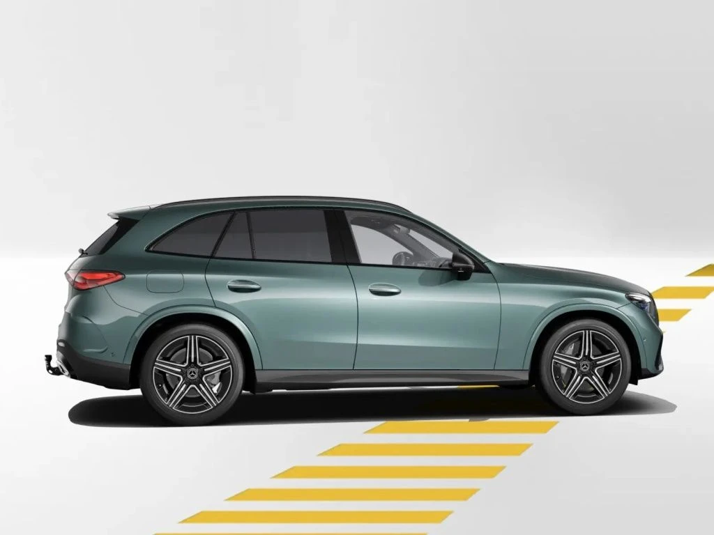 Mercedes-Benz-GLC 220 d-image-7