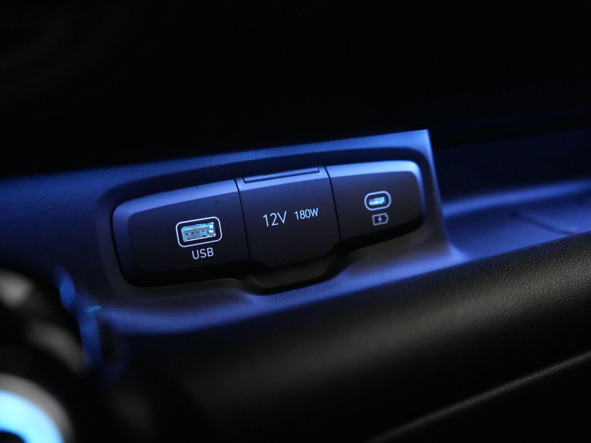 Hyundai-Inster-image-16
