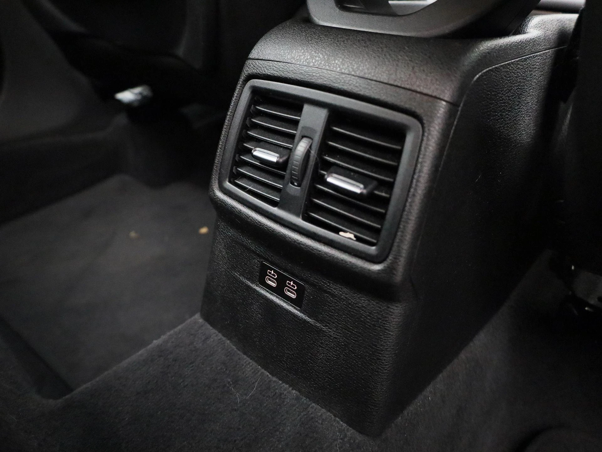 BMW-X1-image-38