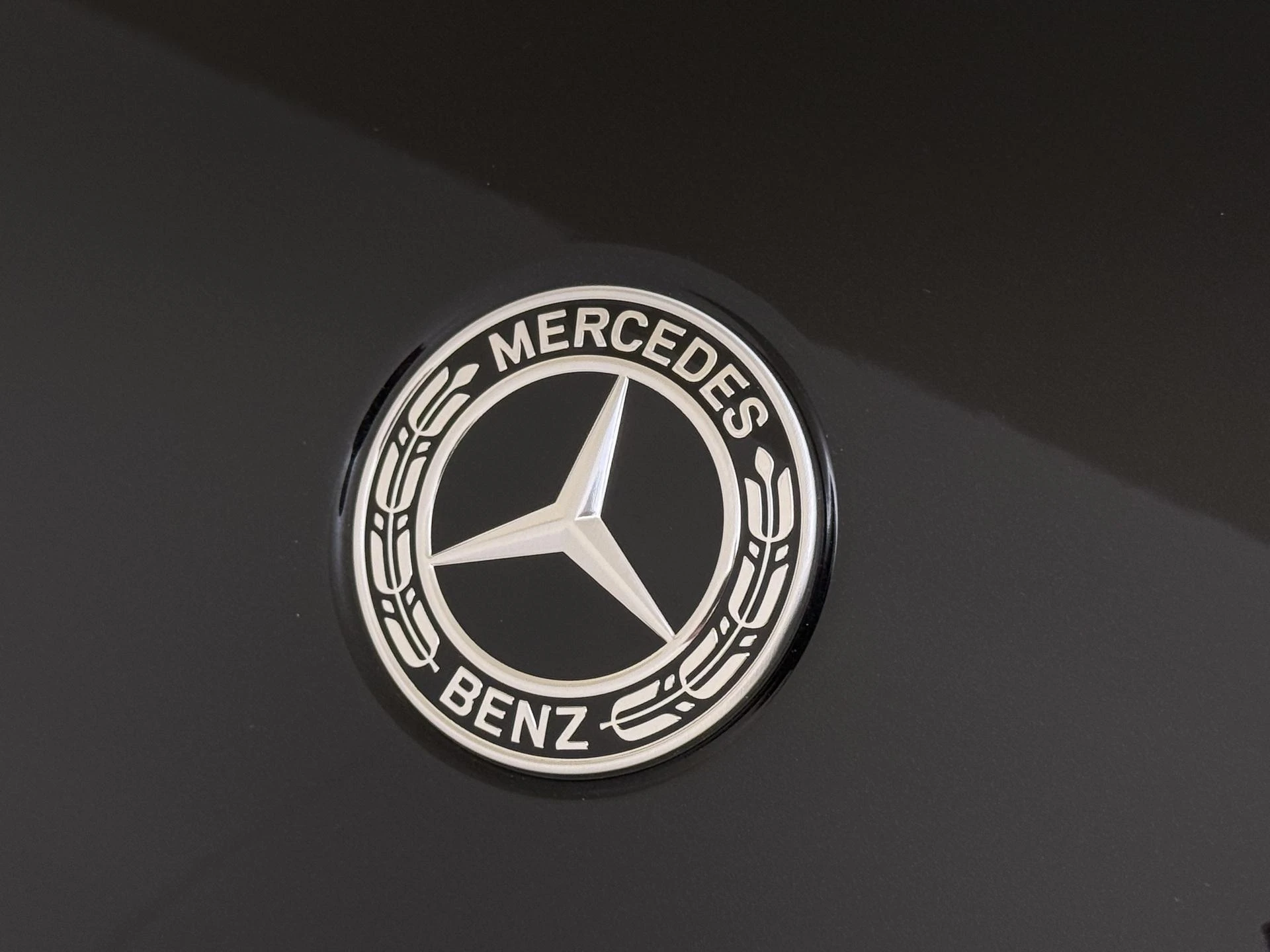 Mercedes-Benz-GLC-image-30