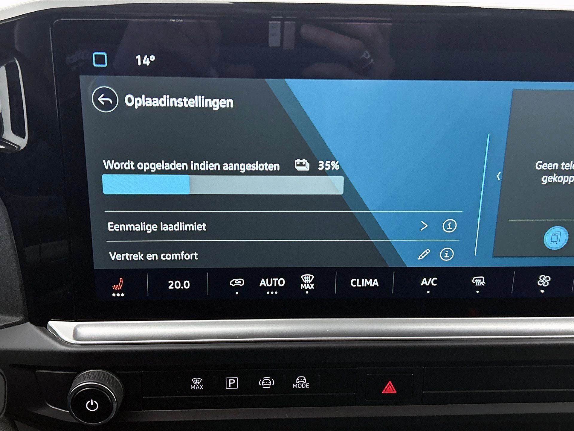Volkswagen-e-Transporter-image-16