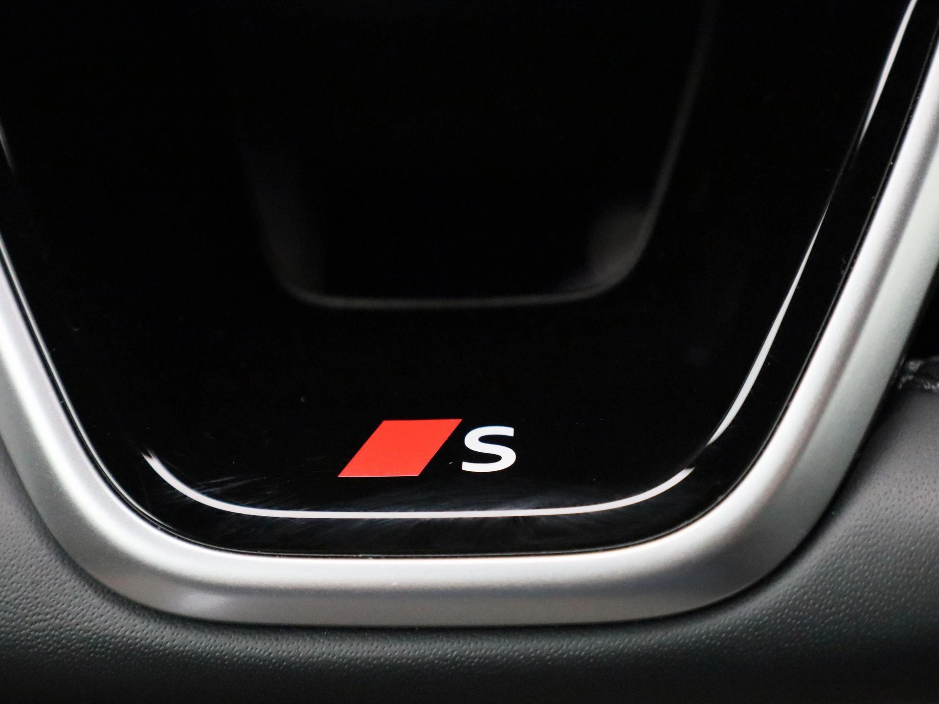 Audi-Q6 e-tron-image-35