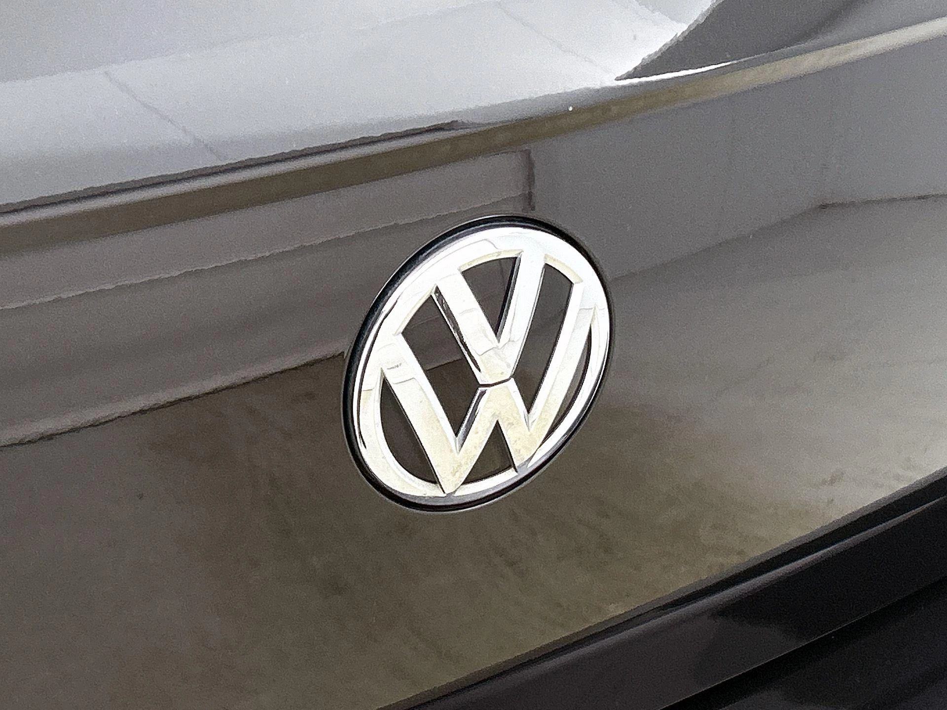 Volkswagen-Polo-image-23