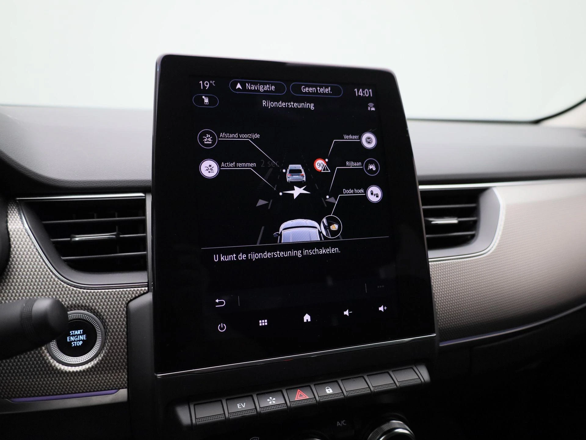 Renault-Arkana-image-32