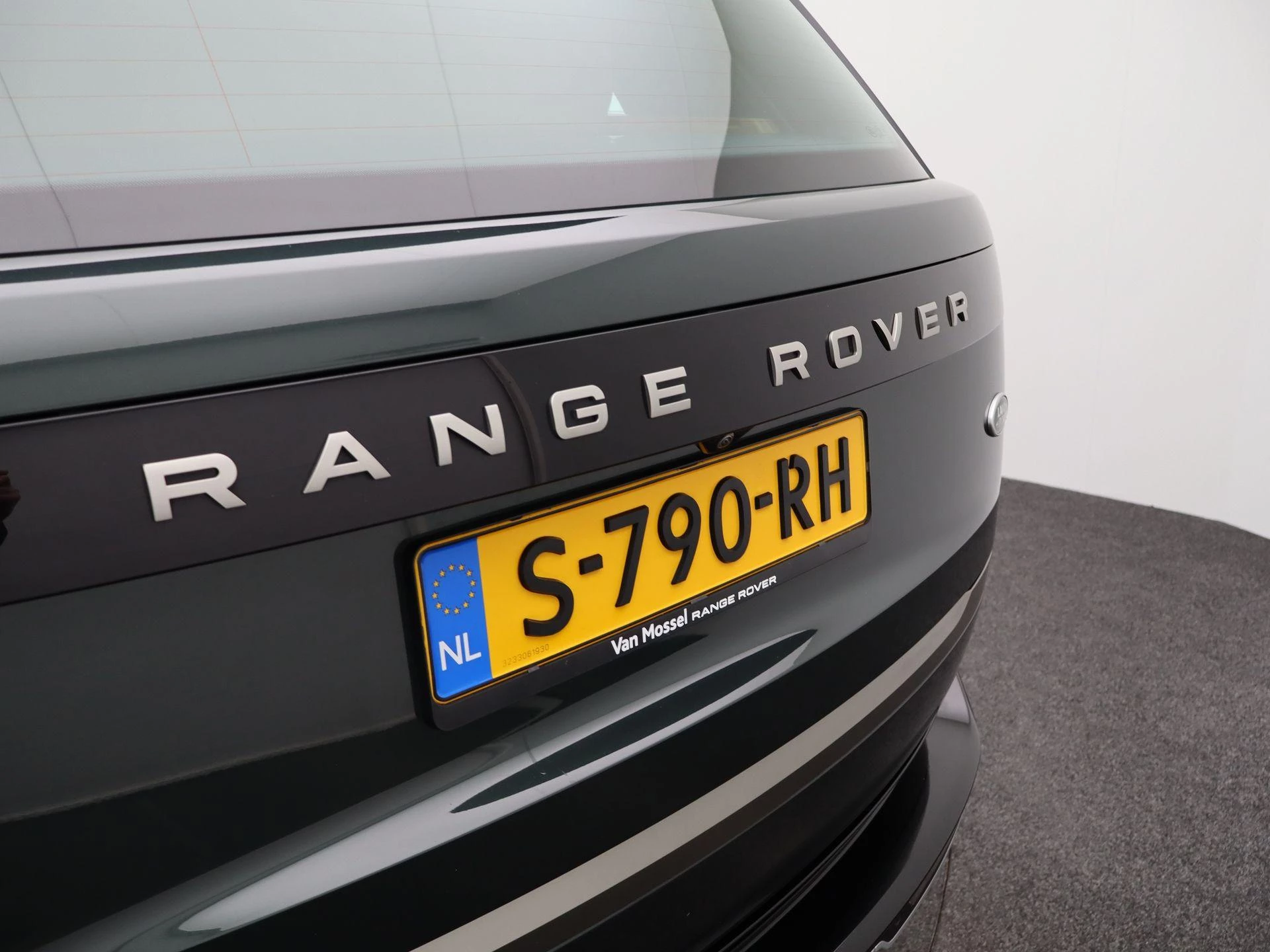 Land Rover-Range Rover-image-49