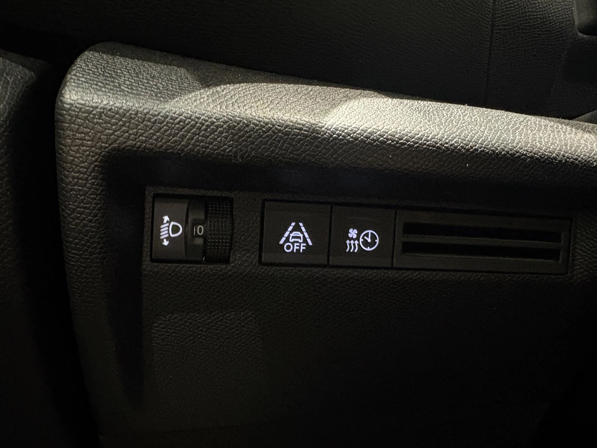 Citroën-ë-C4-image-14