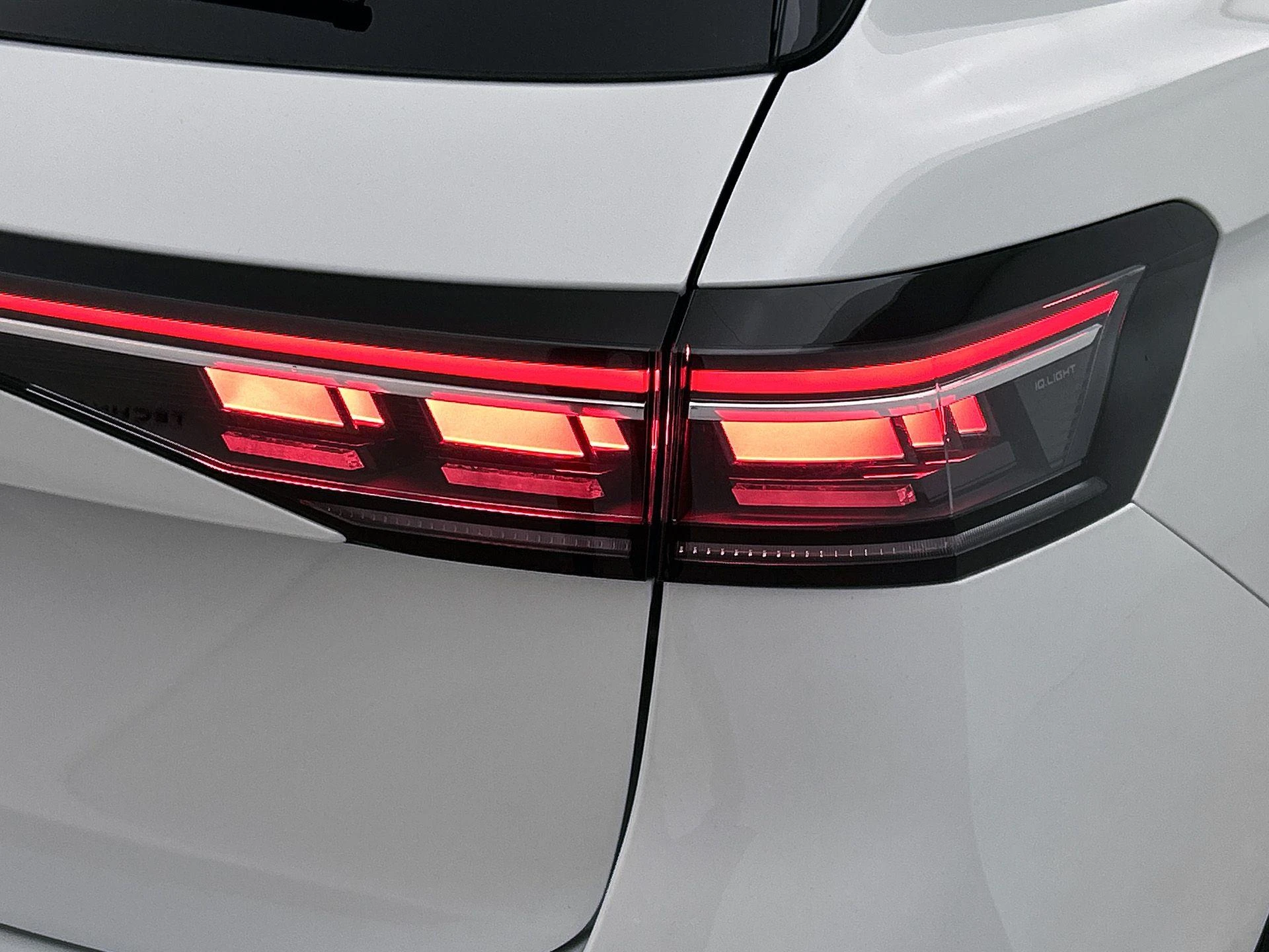 Volkswagen-Passat-image-30