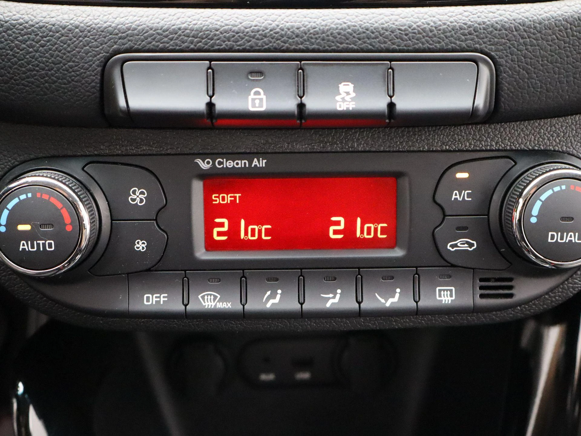 Kia cee'd 1.6 GDI BusinessLine