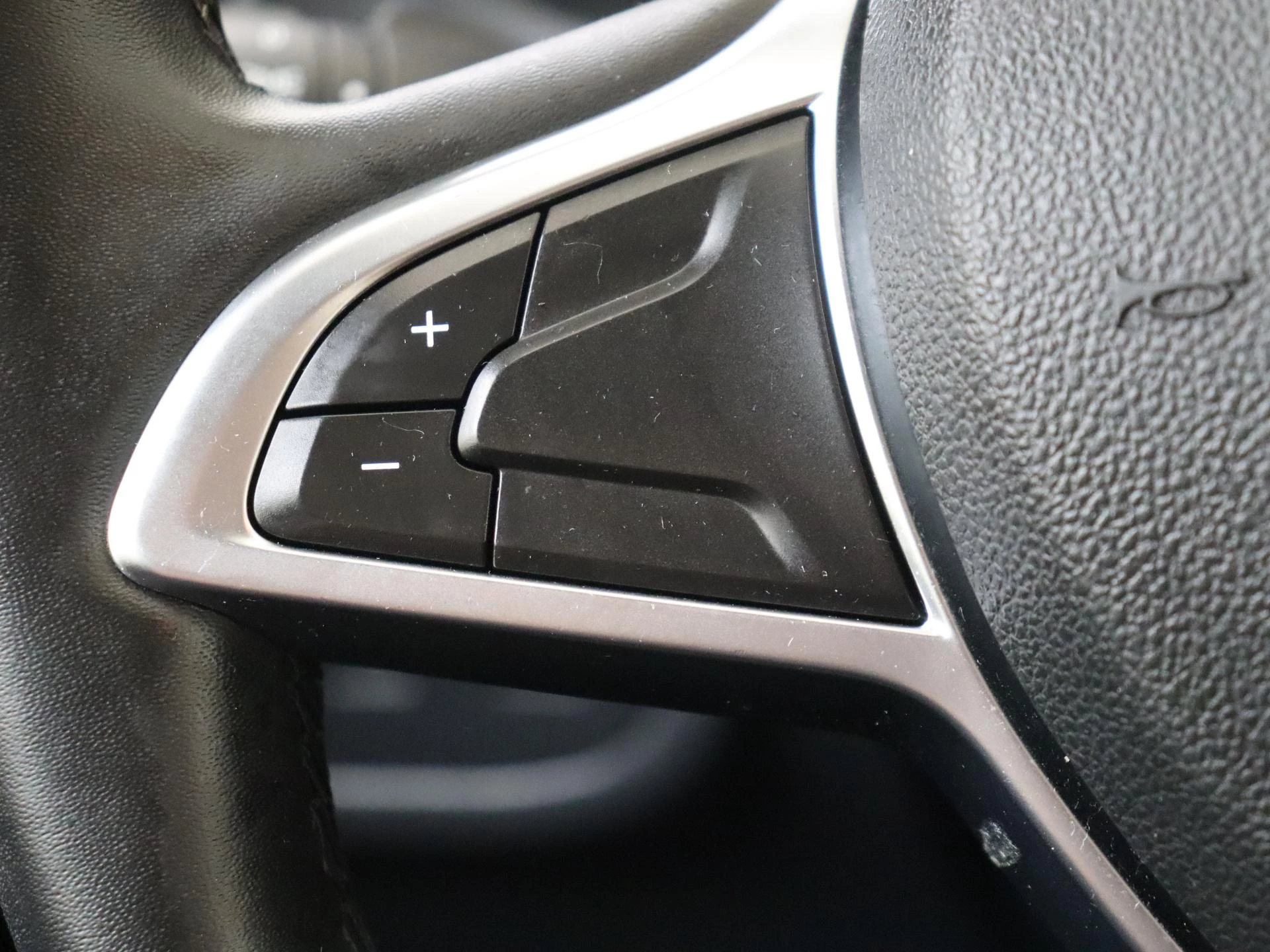 Dacia-Sandero Stepway-image-16