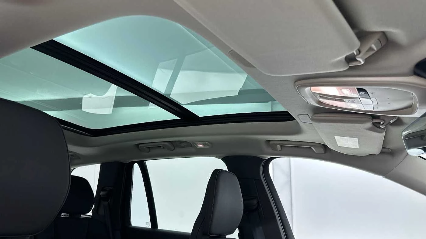 Volvo-XC90-image-22