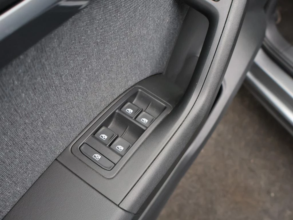 SEAT Ateca Ateca Move! Full Link 1.0TSI 110PK VIRTUAL COCKPIT*CRUISE*PDC*APP-CONNECT*...*
