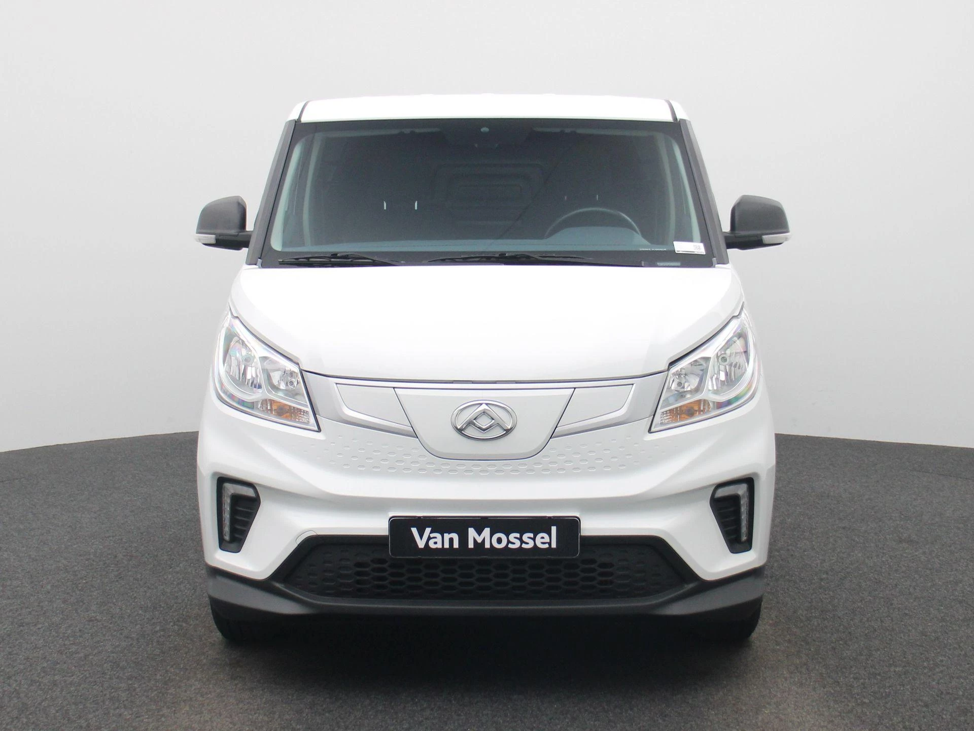 Maxus eDeliver3 50 kWh LWB