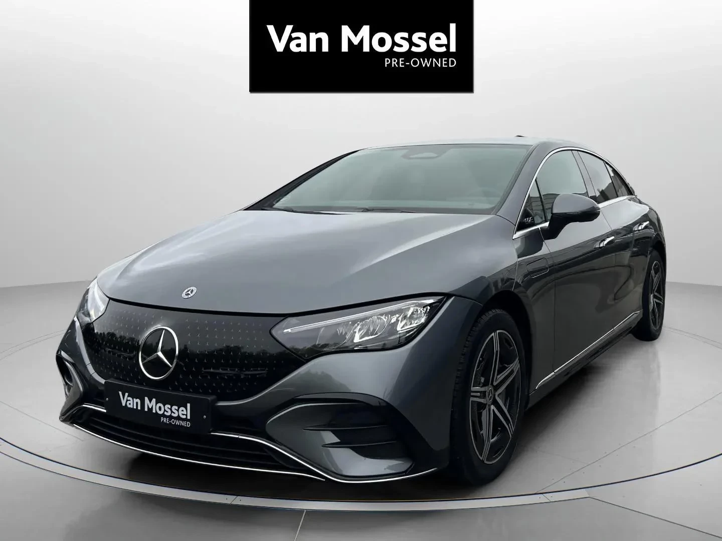 Mercedes-Benz-EQE-image-0