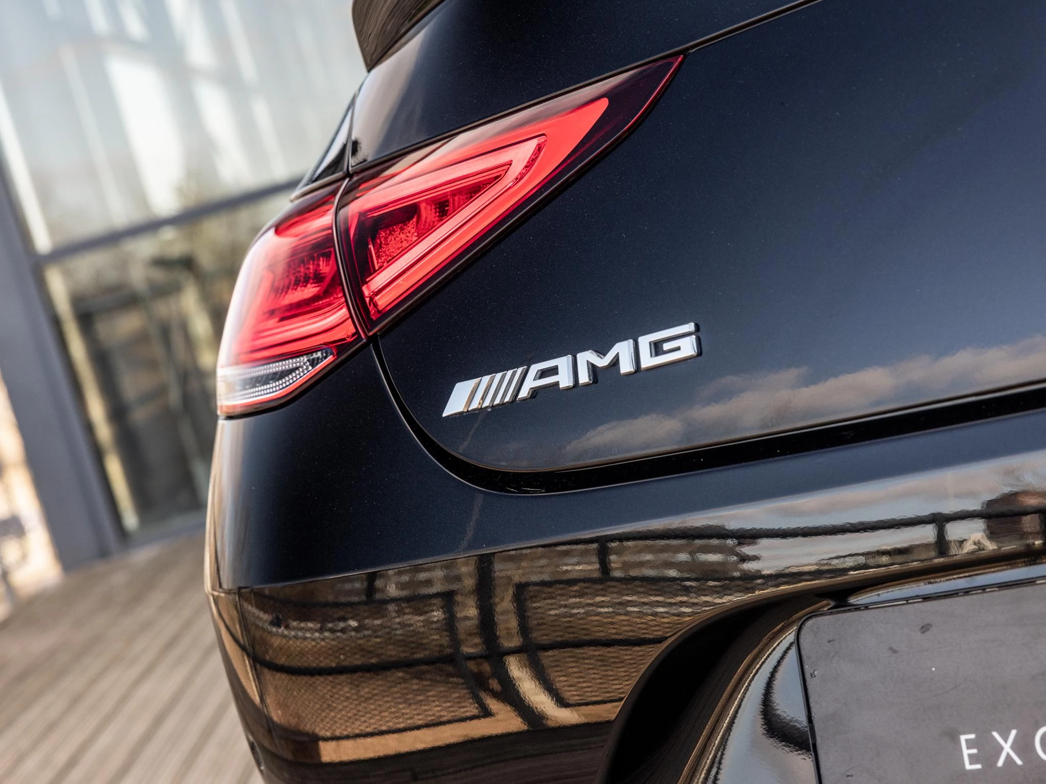 Mercedes-Benz-CLS-image-14