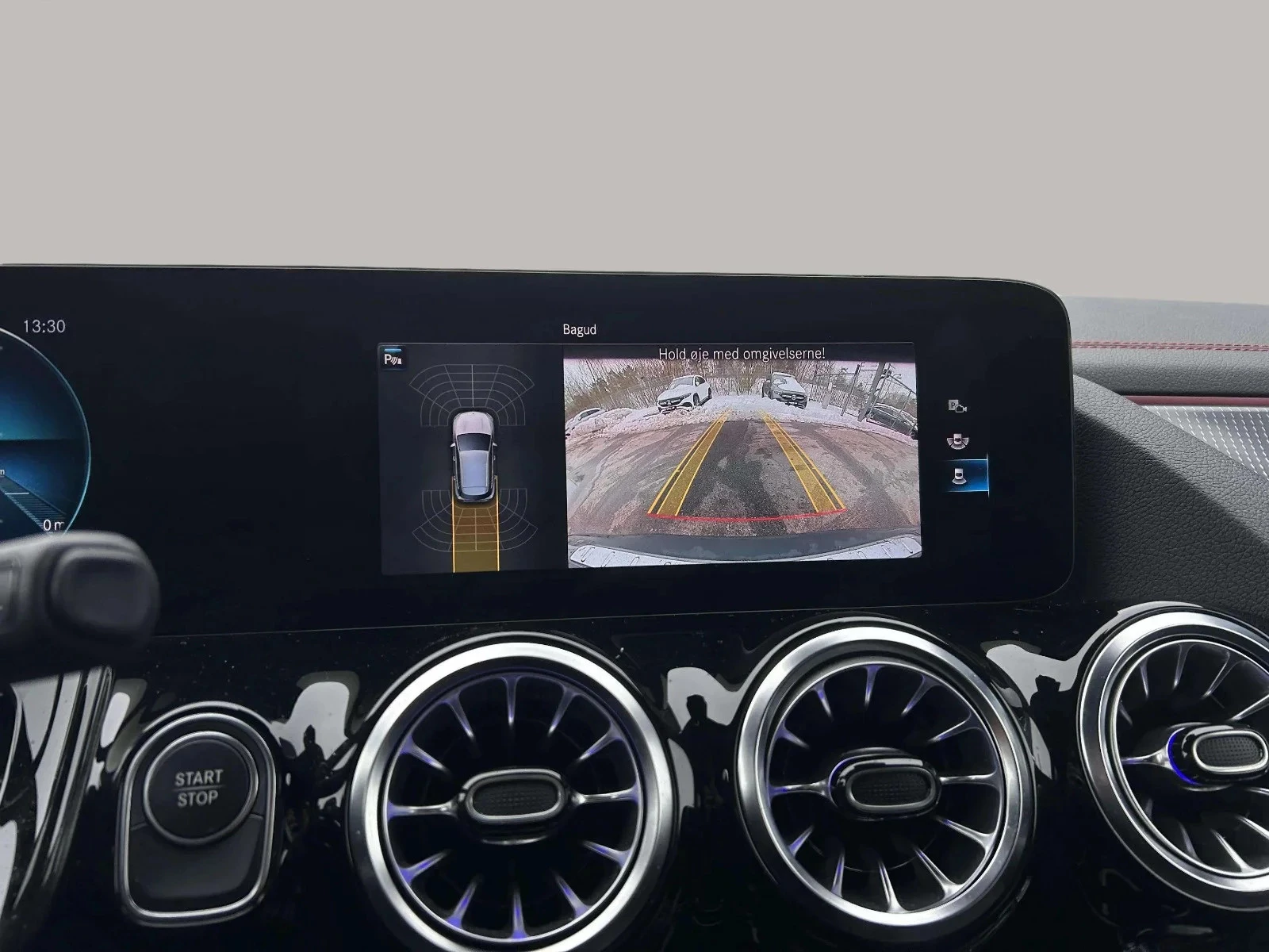 Mercedes-Benz-EQA-image-16