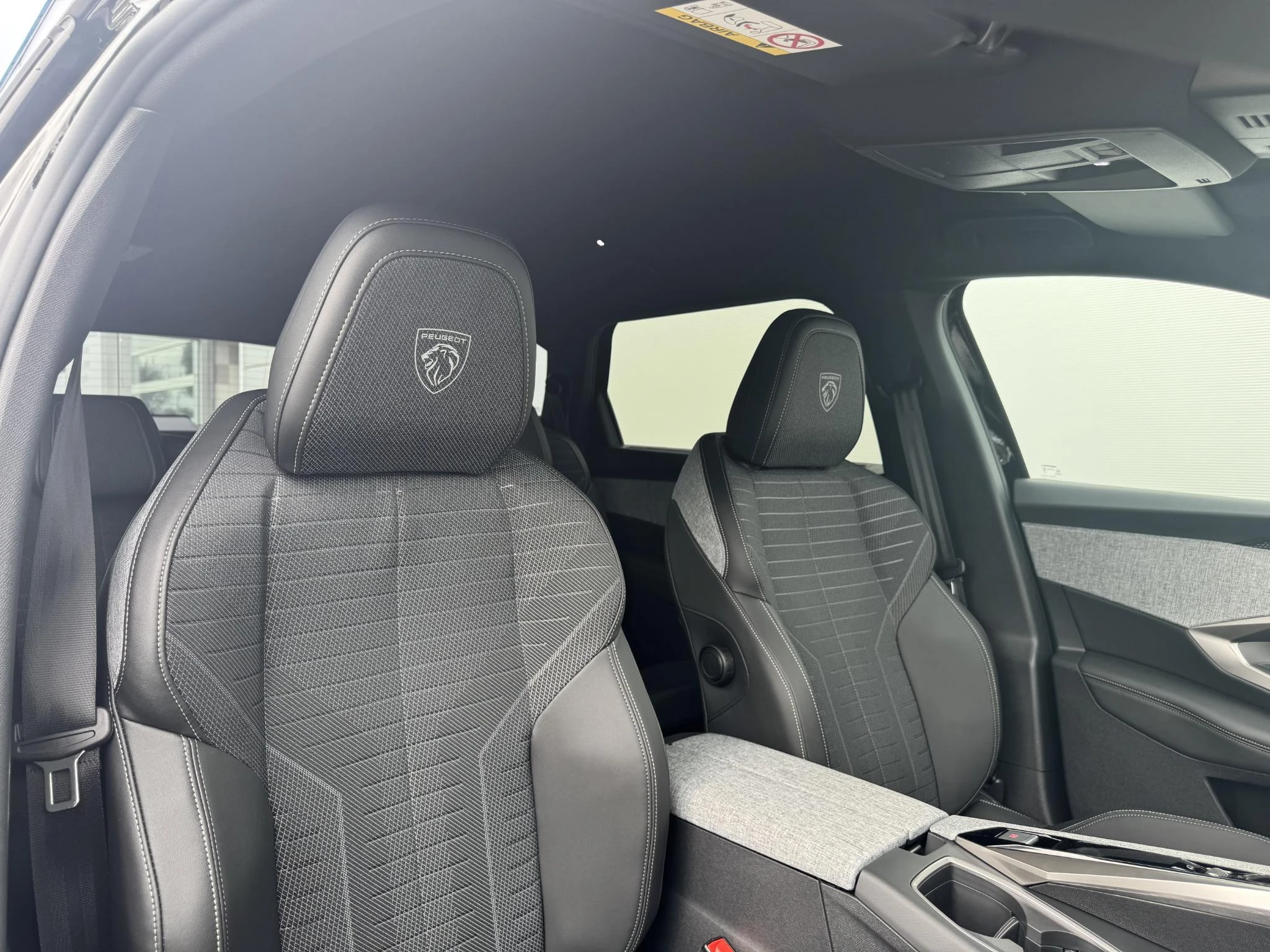 Peugeot-5008-image-11