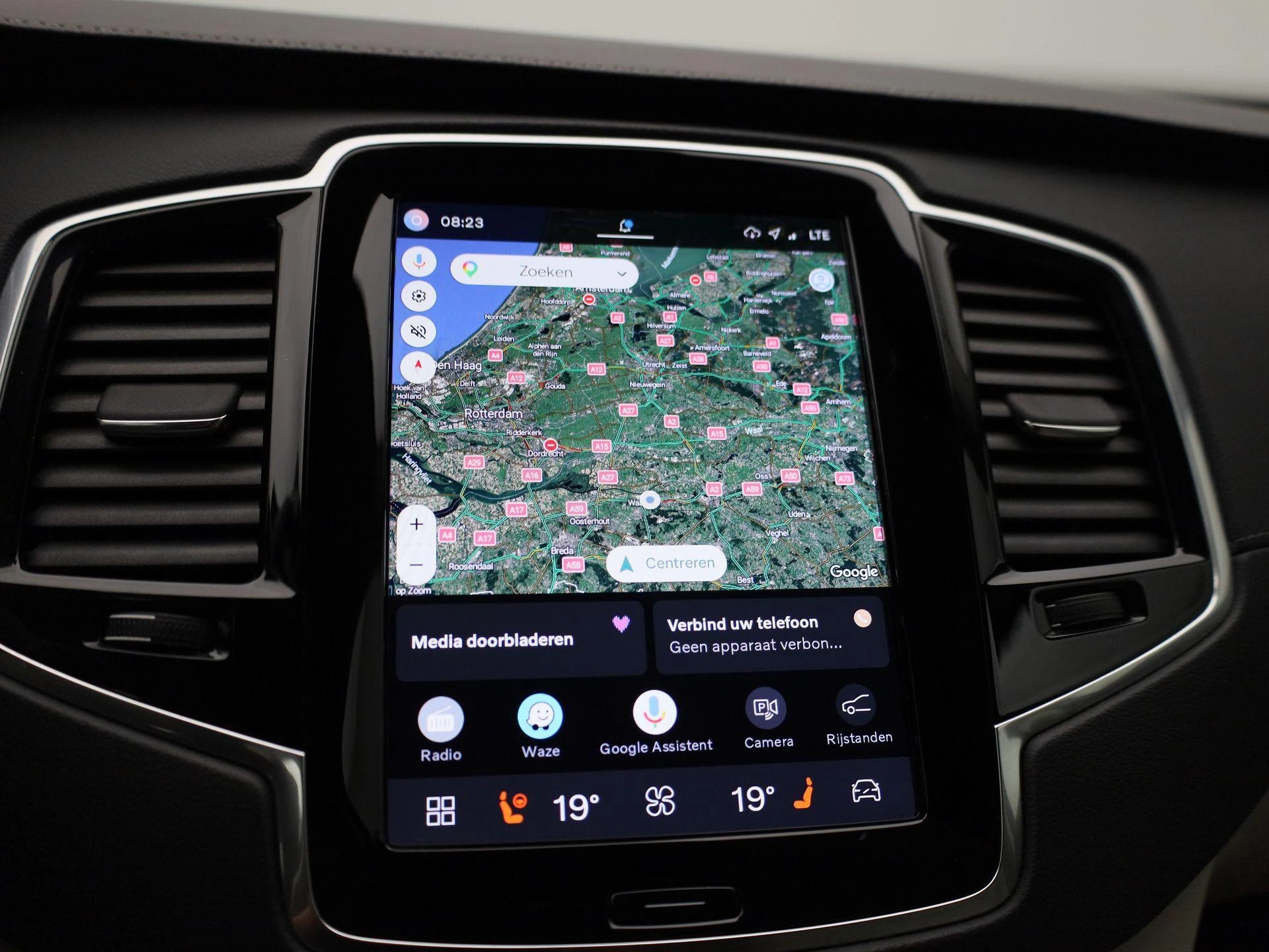 Volvo-XC90-image-17