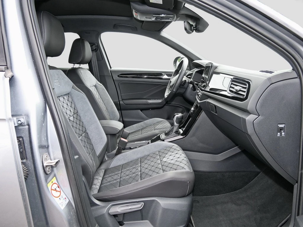 Volkswagen-T-Roc-image-6