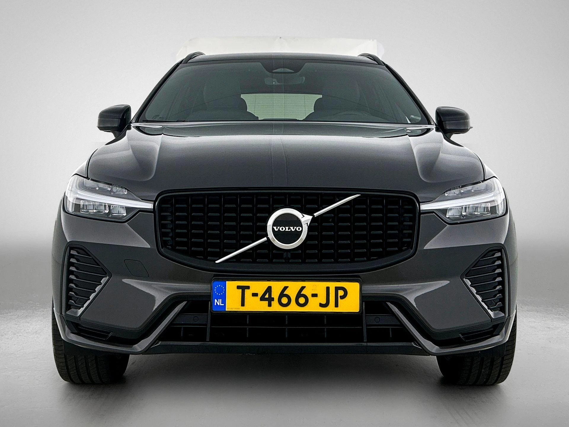 Volvo XC60 2.0 B4 R-Design