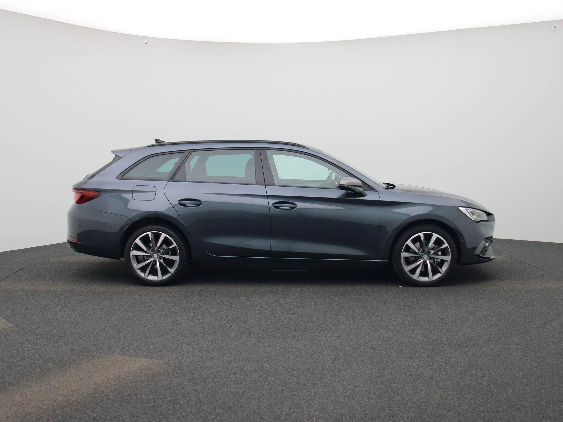 SEAT-Leon-image-5