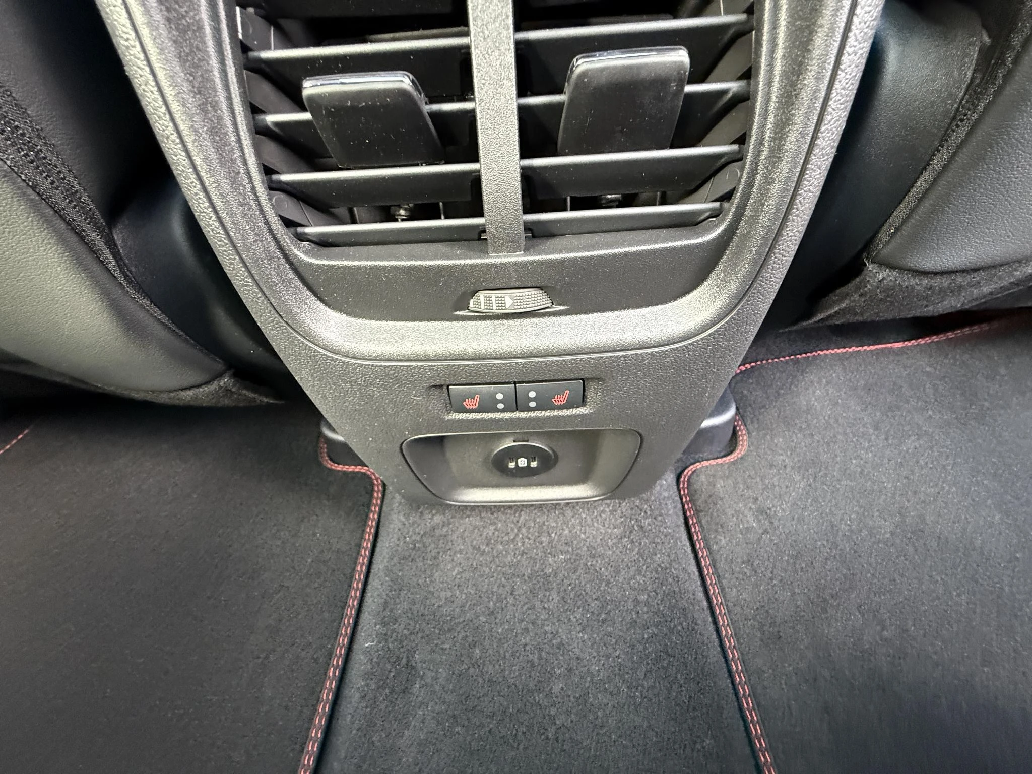 Ford-Kuga-image-9