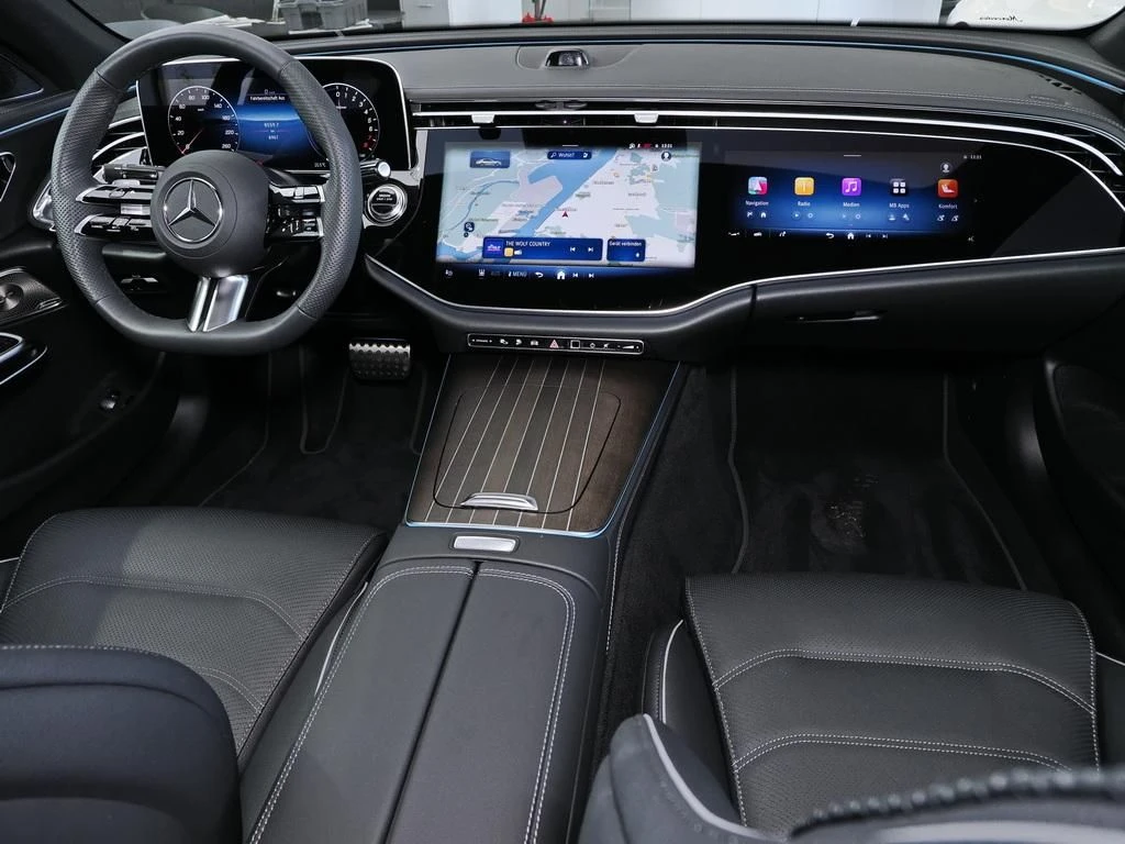 Mercedes-Benz-E-Klasse 300 e-image-13