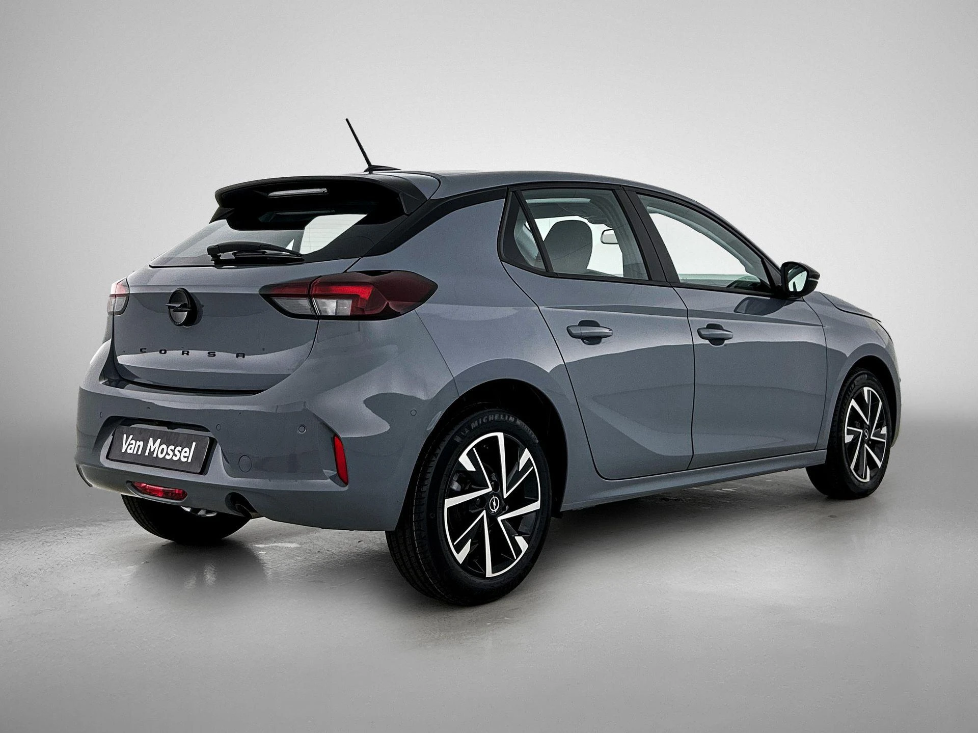 Opel-Corsa-image-3