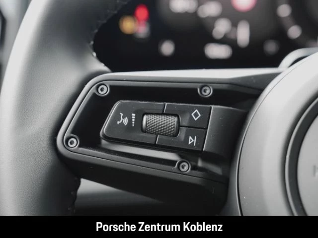 Porsche Cayenne Coupe Electric -