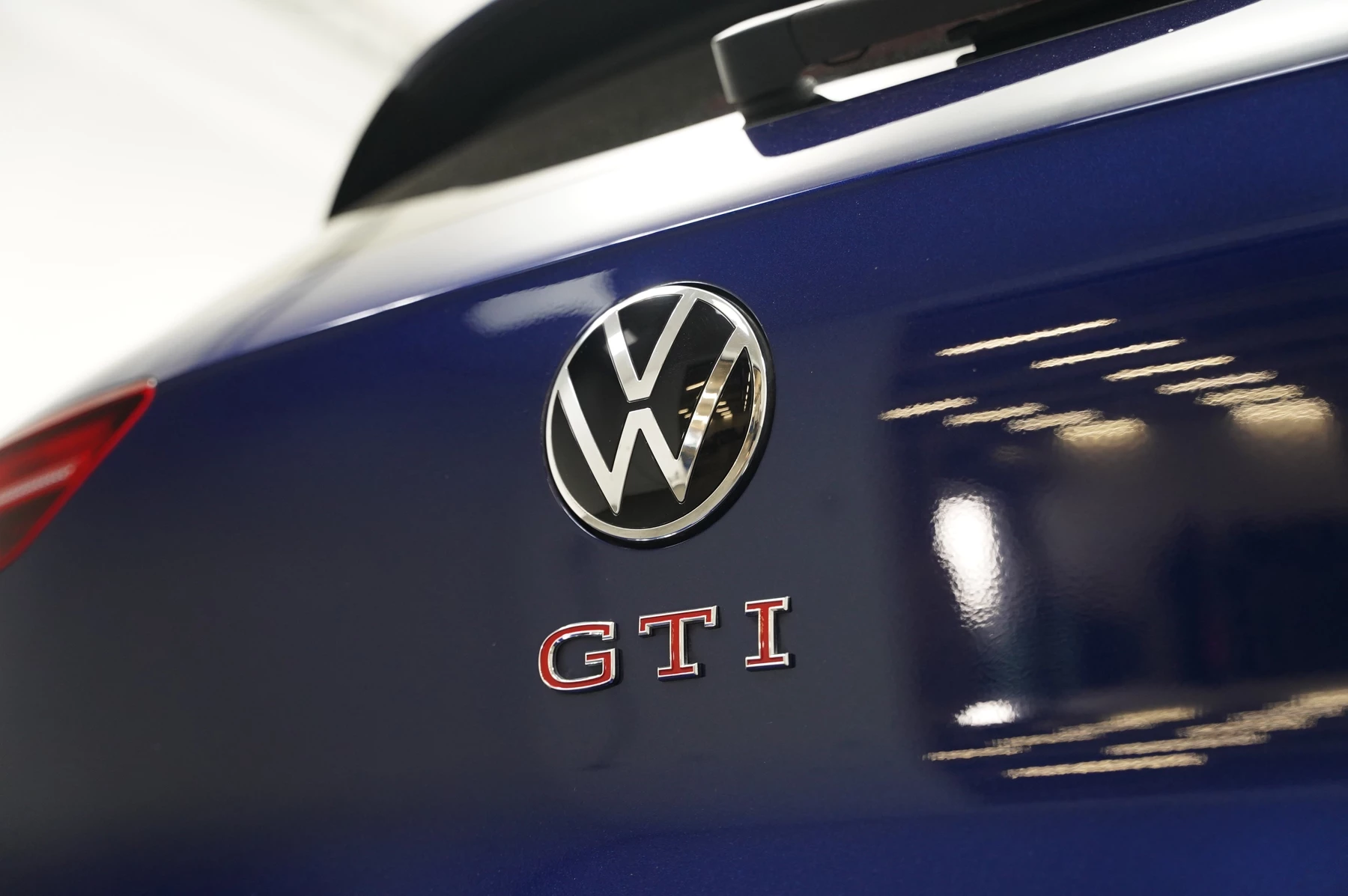 Volkswagen-Golf-image-33