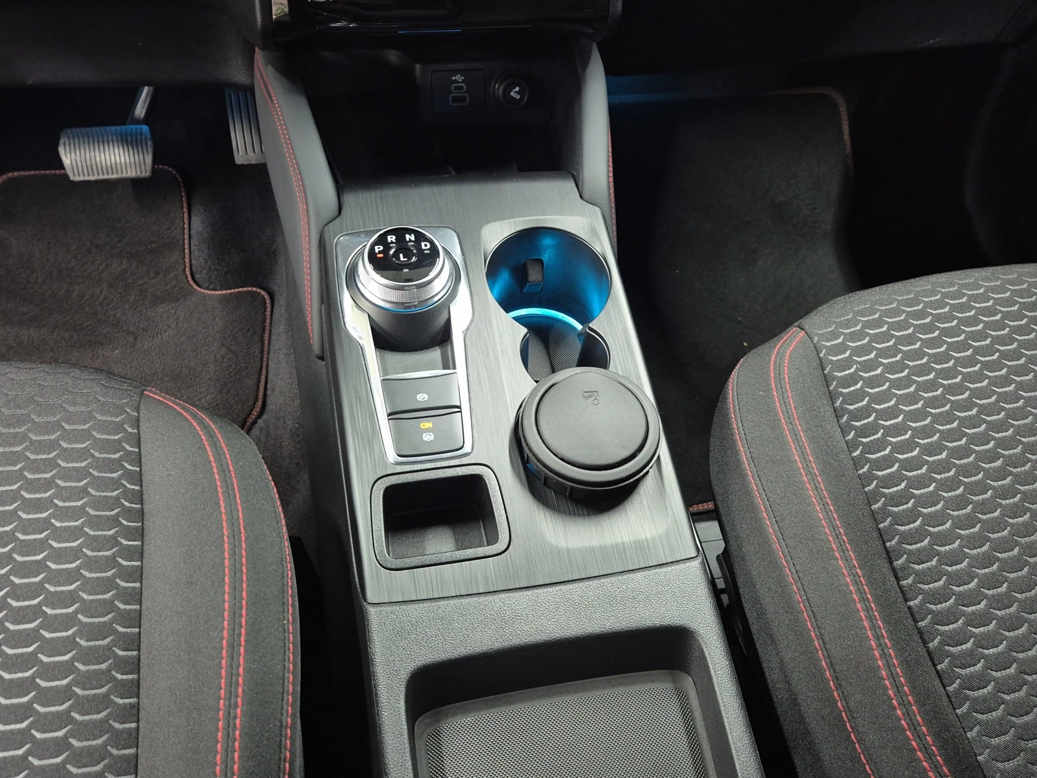 Ford Kuga ST-Line Plug-in*LED-MATRIX*KAM*NAVI*WINTER-PKT.