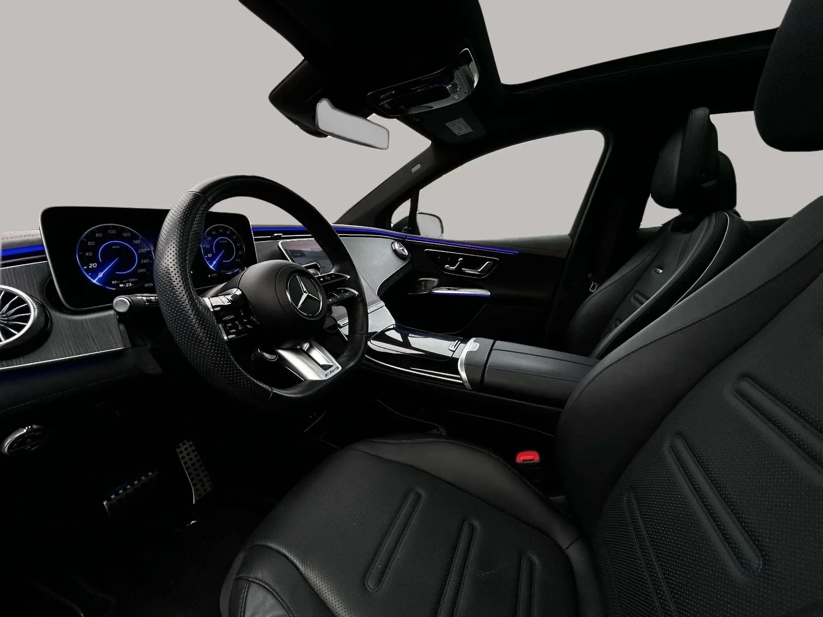 Mercedes-Benz-EQE-image-9