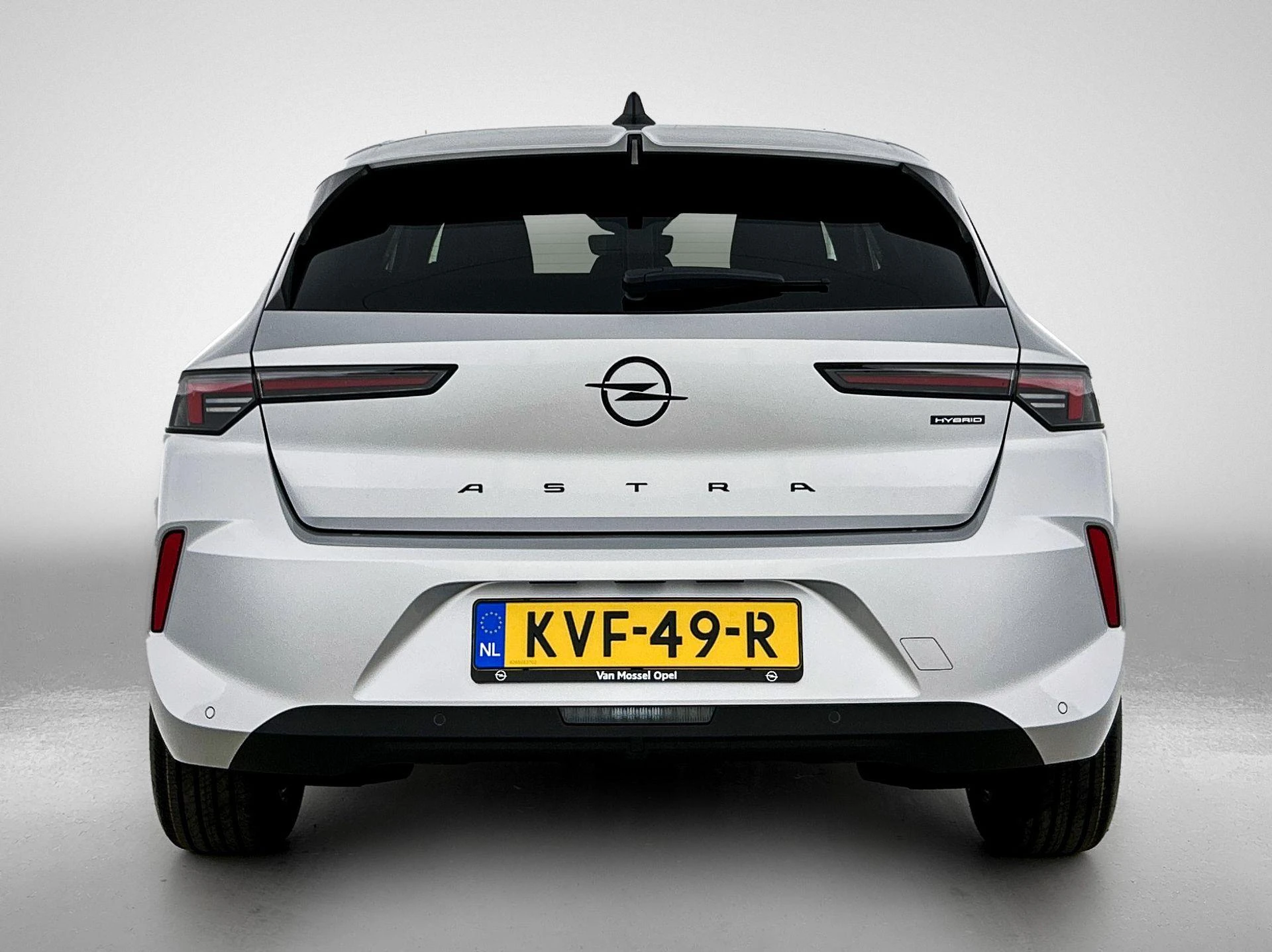 Opel-Astra-image-2