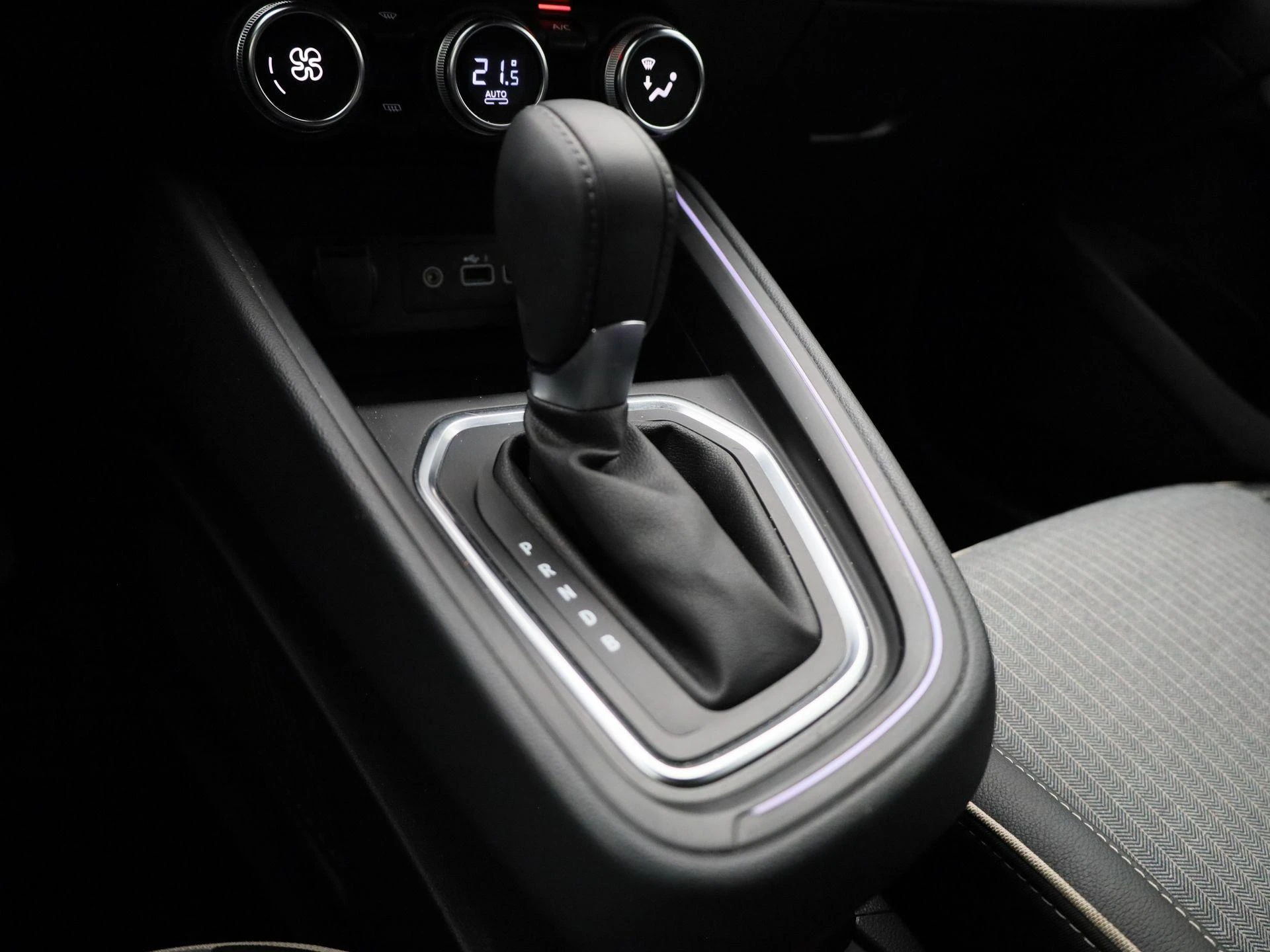 Renault Clio - 19