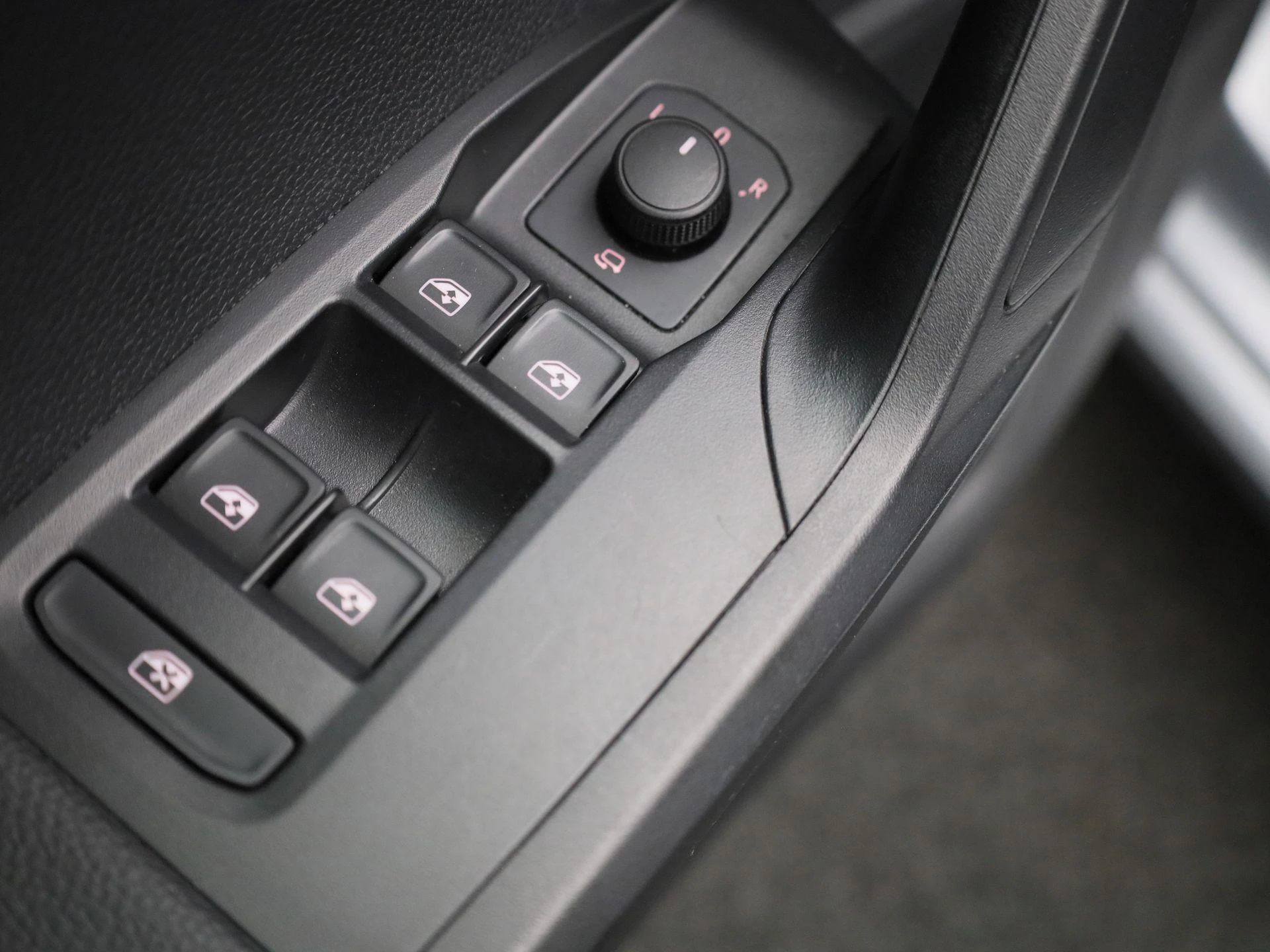 SEAT-Ibiza-image-28
